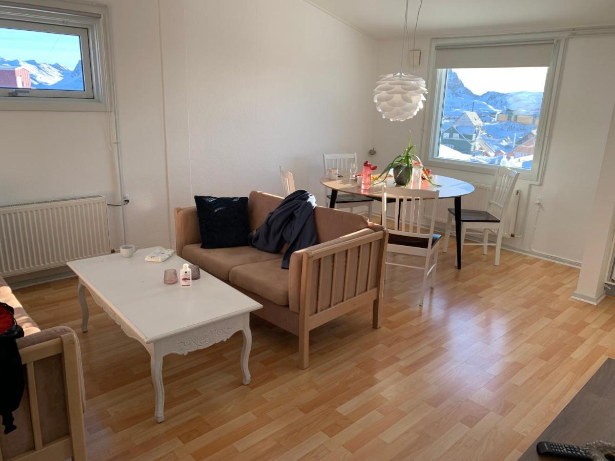 Isi4U Apartments, Snowmobile And Dogsled Sisimiut Exterior foto